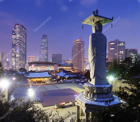 Seoul Skyline — Stock Photo © sepavone #25956769