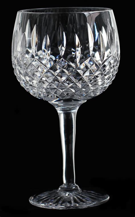 Gin Goblet Manhattan Design