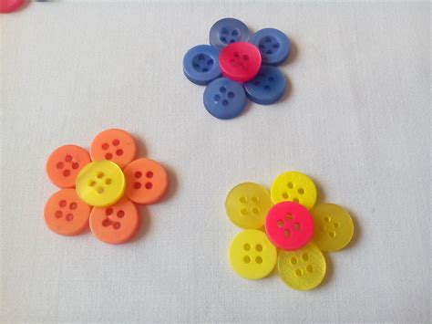 Button flowers