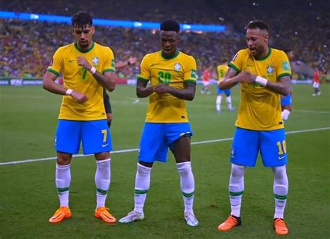 Lucas Paqueta and Vini jr and Neymar em 2022 | Neymar jr, Vinicius jr, Paqueta