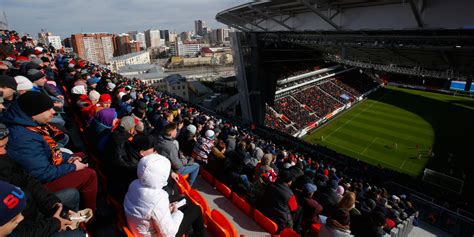 Russian arena builds terrifying bleachers for extra World Cup seating - Business Insider