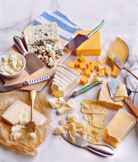 Cheese Knife 101: A Guide to Cheese Knives