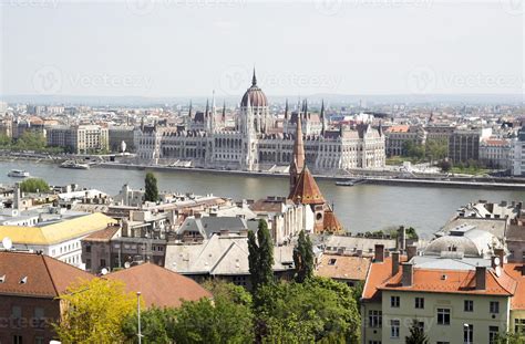 Hungarian parliament 1357504 Stock Photo at Vecteezy