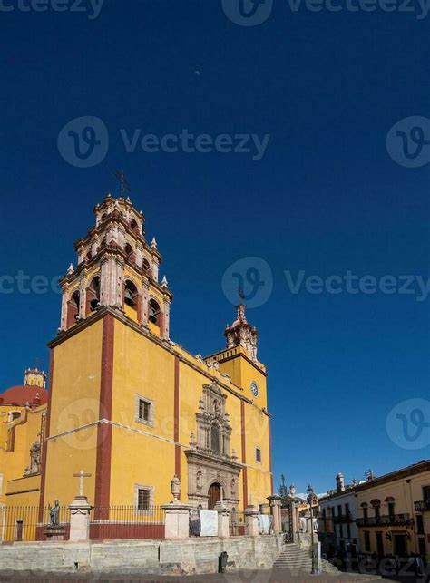 Discover the enchanting city of Guanajuato, Mexico, with its iconic ...