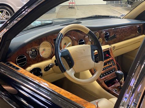 Bentley Arnage Green Label - AUTOLOGY - Véhicules Classiques et de Sport