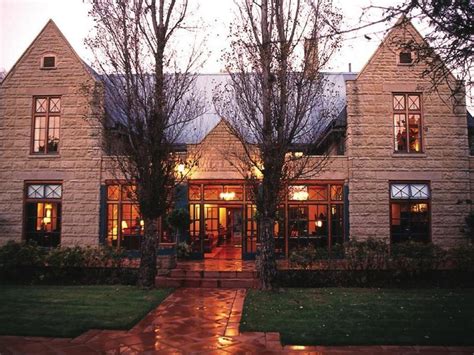 Best Price on De Hoek Country Hotel in Magaliesburg + Reviews!