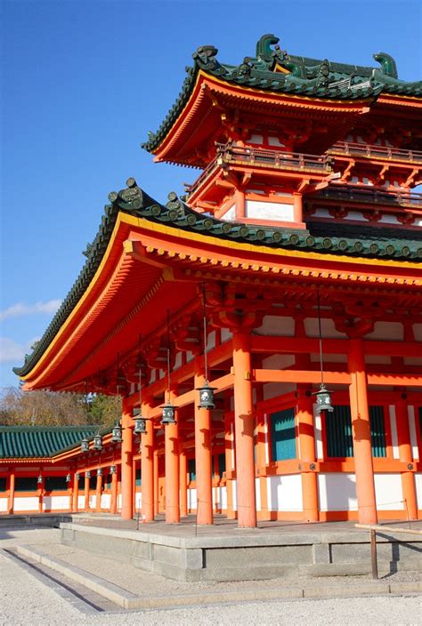 Captivating Beauty of Heian Jingu Shrine