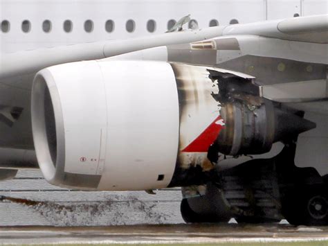 Airliners can fly on a single engine - Business Insider