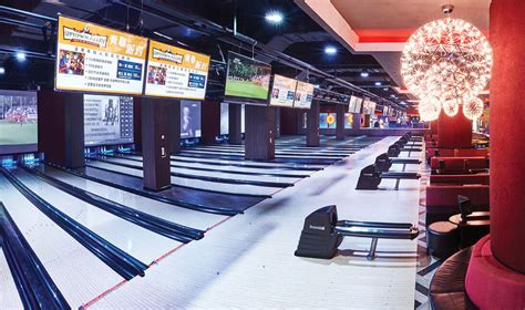 Uptown Alley | Brunswick Bowling