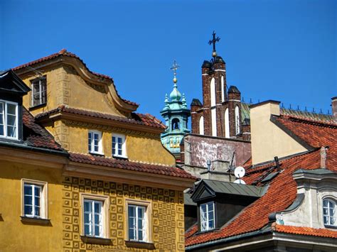 Everything You Need to Know About Old Town Warsaw - Acqua Travels