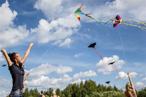 Why do we fly kites on Clean Monday? | Neos Kosmos