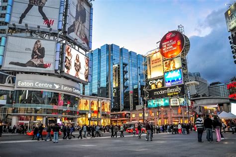 10 Best & Fun Things To Do In Downtown Toronto - Icy Canada