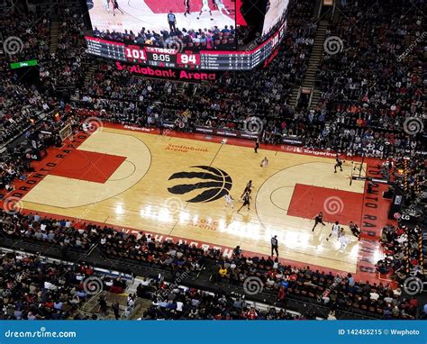 Toronto Raptors at Scotiabank Arena Editorial Image - Image of ball ...