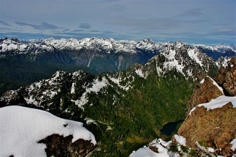 10 of the Top Winter Hikes in the Olympic National Park (From the summit of Mount Ellinor ...