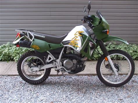 Review of Kawasaki KLR 650 2002: pictures, live photos & description ...