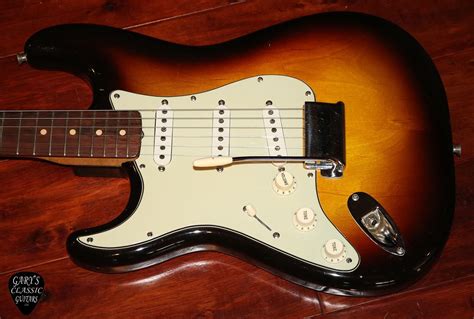 1959 Fender Stratocaster Left handed | Garys Classic Guitars & Vintage Guitars LLC