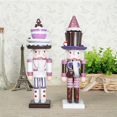 25cm Wooden Nutcracker Doll Hand Painted Nutcracker Figurines Ornaments Dolls Xmas Children ...