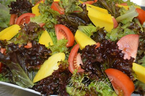 Mely's kitchen: Red Leaf Lettuce Salad