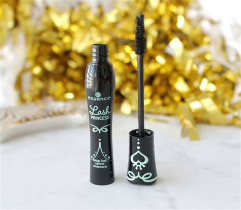 it cosmetics superhero mascara dupe | Mascara dupes, Essence cosmetics ...