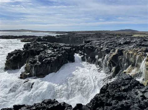 Reykjavik: Guided Volcano Hike in Reykjanes Peninsula | GetYourGuide