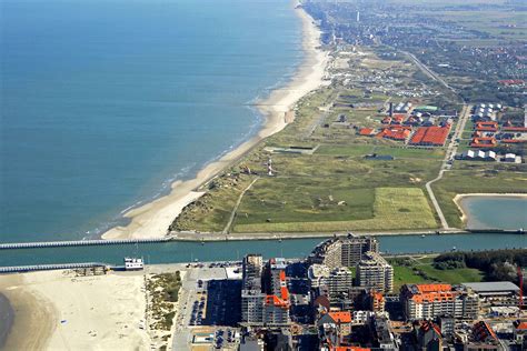 Nieuwpoort Light Lighthouse in Nieuwpoort, Belgium - lighthouse Reviews ...