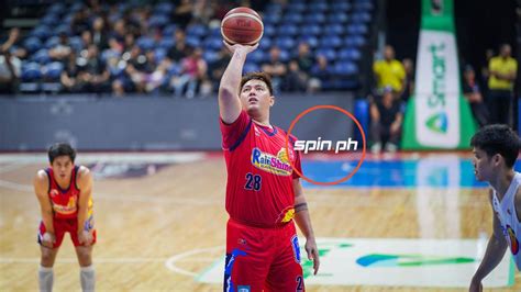 Beau Belga shoots free throws with one hand