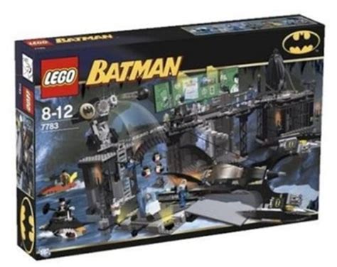 LEGO - Batman - 7783 - The Batcave: The Penguin and Mr Freezes Invasion ...