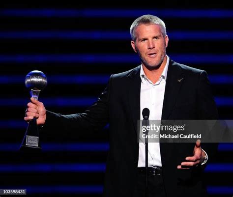 10,902 Brett Favre Photos & High Res Pictures - Getty Images