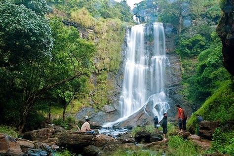 10 Best Must Visit Waterfalls in Karnataka with Pictures & Tourist ...