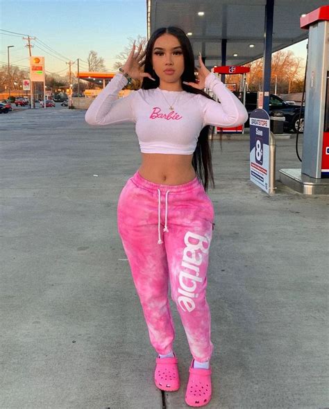 Juliana 🦋 | Fashion + Fitness on Instagram: "barbie but not the one to play with💅🏼💖🧚🏼‍♀️ # ...