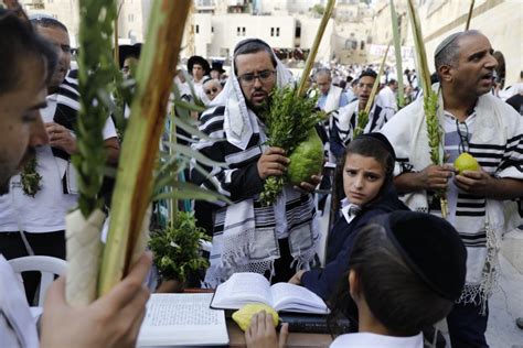 What Is Sukkot? These Are the Traditions and Meanings Behind the Jewish Harvest Celebration