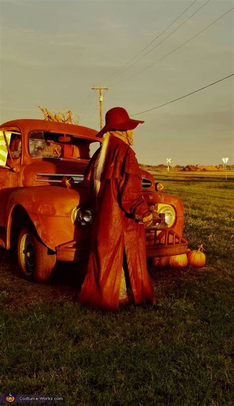 Jeepers Creepers Costume | Affordable Halloween Costumes - Photo 2/3