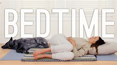 10-Minute Bedtime Yoga - YouTube