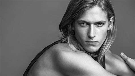 10 Best Hair Products for Men with Long Hair (2024) - The Trend Spotter