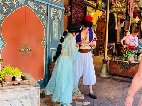 BREAKING NEWS: Aladdin and Jasmine Meet and Greet Returns To Adventureland - MickeyBlog.com