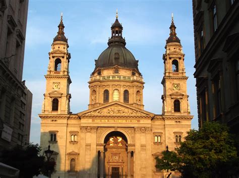 Budapest: St Stephen's Basilica Outside and In | Basilica, Travel around europe, Budapest