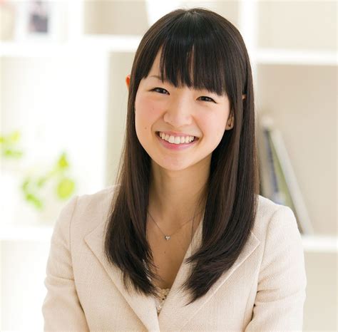 Marie Kondo’s tips: how to organise your sock drawer Compact Life ...