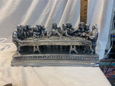 Last supper sculpture