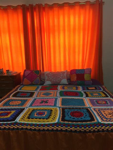 crochet Crochet, Bed, Furniture, Home Decor, Bedroom Ideas, Stuff Stuff, Slip On, Decoration ...