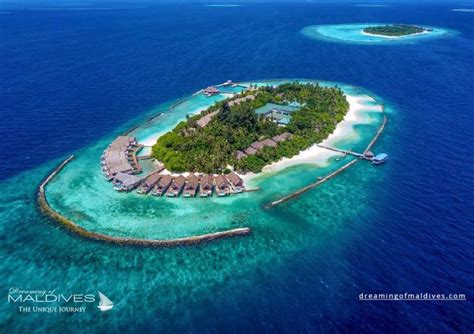 39 Beautiful Aerial Views of Maldives Island Resorts