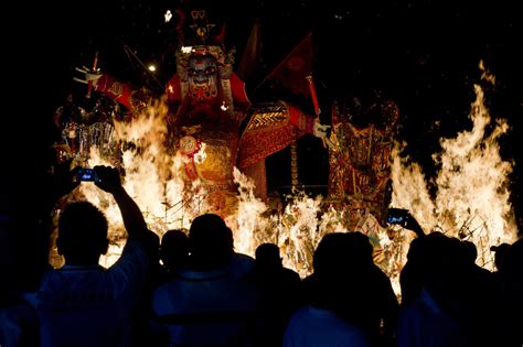 China's ghost festival - Photo 11 - CBS News