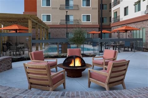 COURTYARD BY MARRIOTT® FORT WORTH HISTORIC STOCKYARDS - Fort Worth TX 2537 North Main 76164