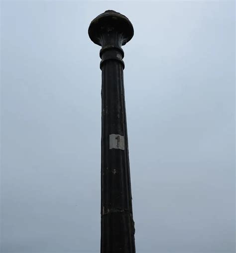 Outdoor Cast Iron Antique Reclaimed Lamp Post | Lampost