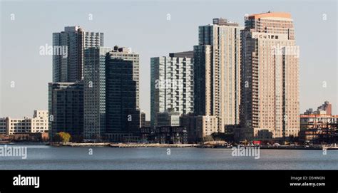 New York city, long island skyline Stock Photo - Alamy