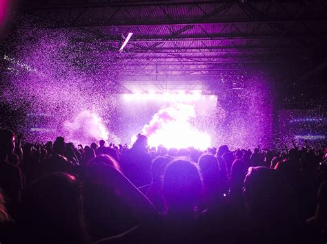 Purple confetti concert picture Paramore and fall out boy concert ...