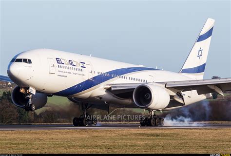 4X-ECB - El Al Israel Airlines Boeing 777-200ER at London - Luton | Photo ID 828849 | Airplane ...