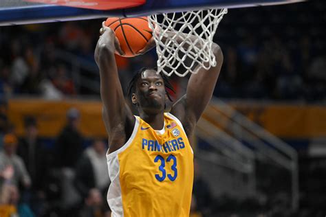 Pitt men’s basketball handles the pressure, defeats Duke 80-76 - The Pitt News