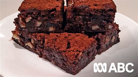 Chocolate brownies with crystallised ginger and macadamia nuts - ABC Everyday