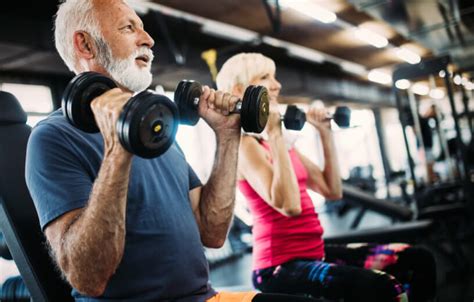 Muscle Mass Study Shows Seniors Can Add Years To Lifespan By Lifting Weights