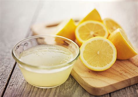 Benefits Of Using Lemon On Your Face & Ways To Use It - VANCHIER